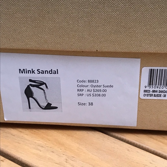 The Mode Collective☀️The Mink Sandal in gray - Picture 11 of 14